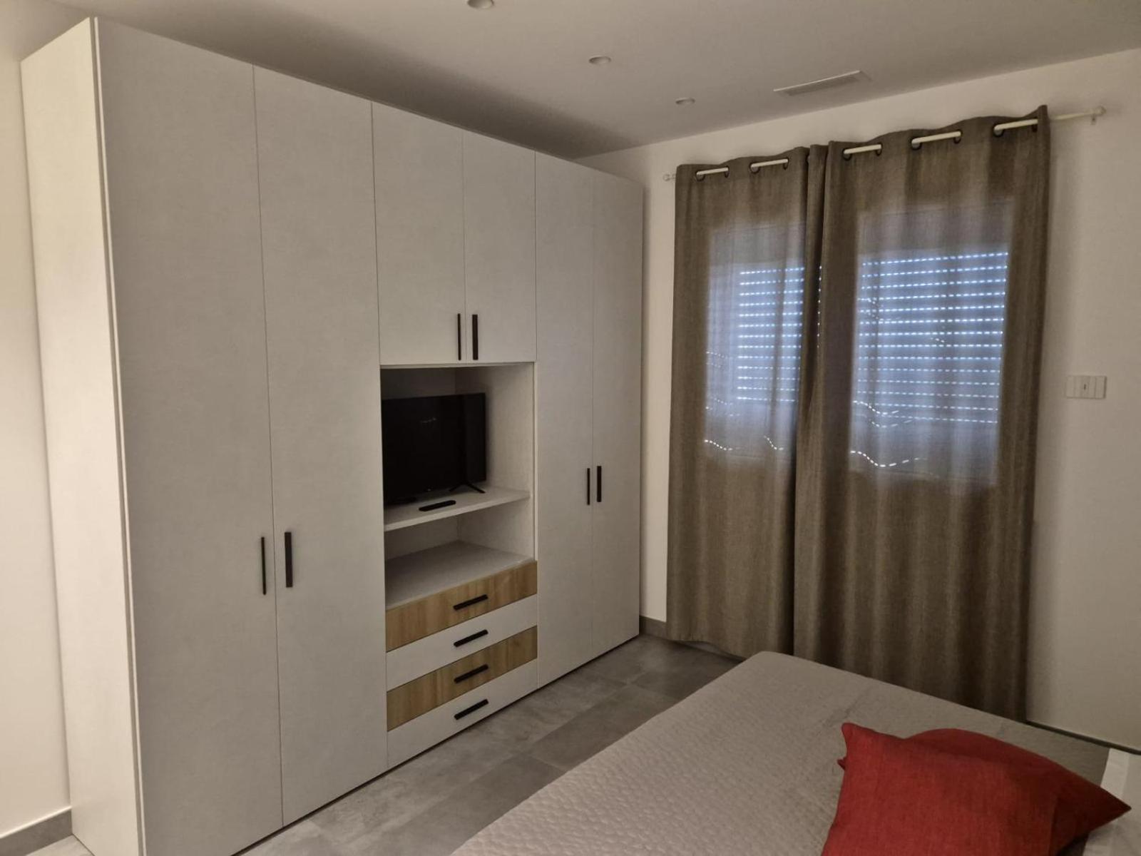 Tuscia Rooms Dei Papi Viterbo Esterno foto